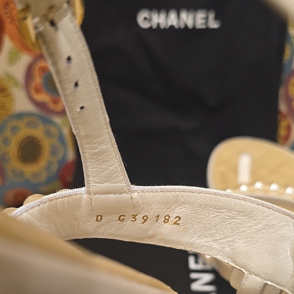 Chanel White and Gold Pearl Sandals - Picture 11 of 16